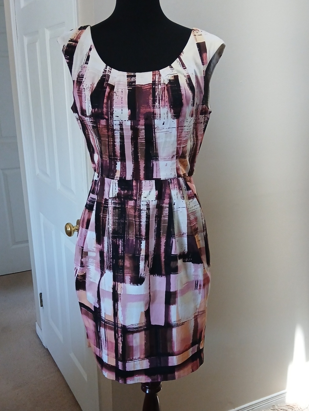 ❤️3@25 Cotton Blend Maggy London Pink, Black and White Brushstroke Midi Dress